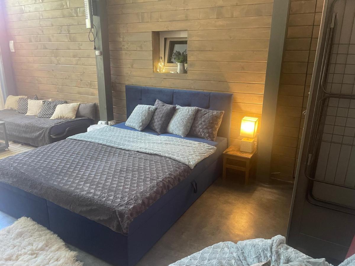 MonPe apartmánik s atmosférou Komárno Extérieur photo