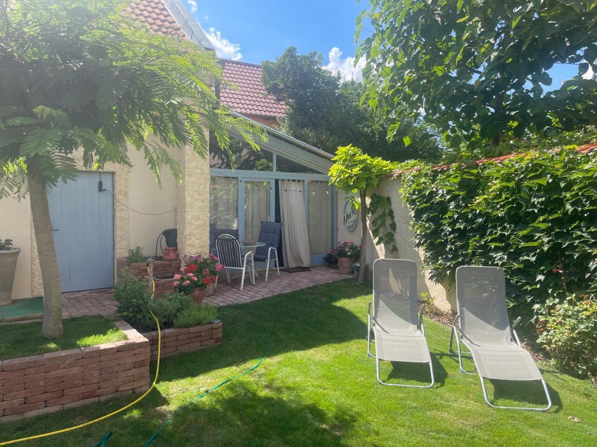 MonPe apartmánik s atmosférou Komárno Extérieur photo