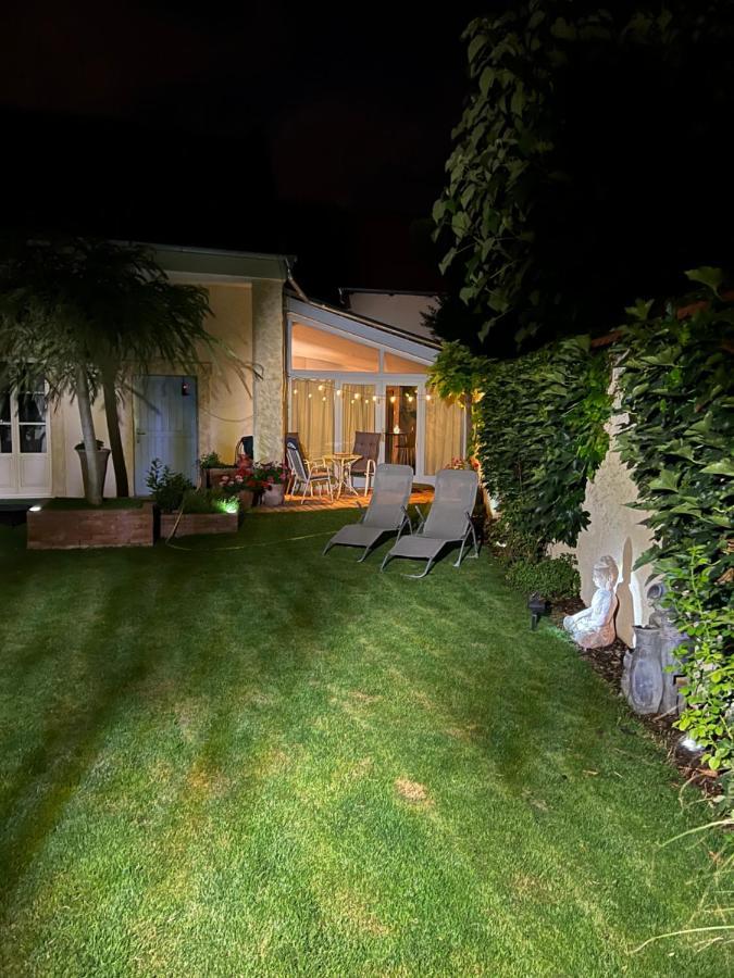 MonPe apartmánik s atmosférou Komárno Extérieur photo