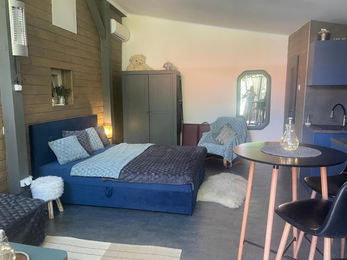 MonPe apartmánik s atmosférou Komárno Extérieur photo