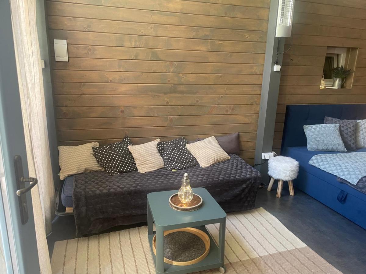 MonPe apartmánik s atmosférou Komárno Extérieur photo