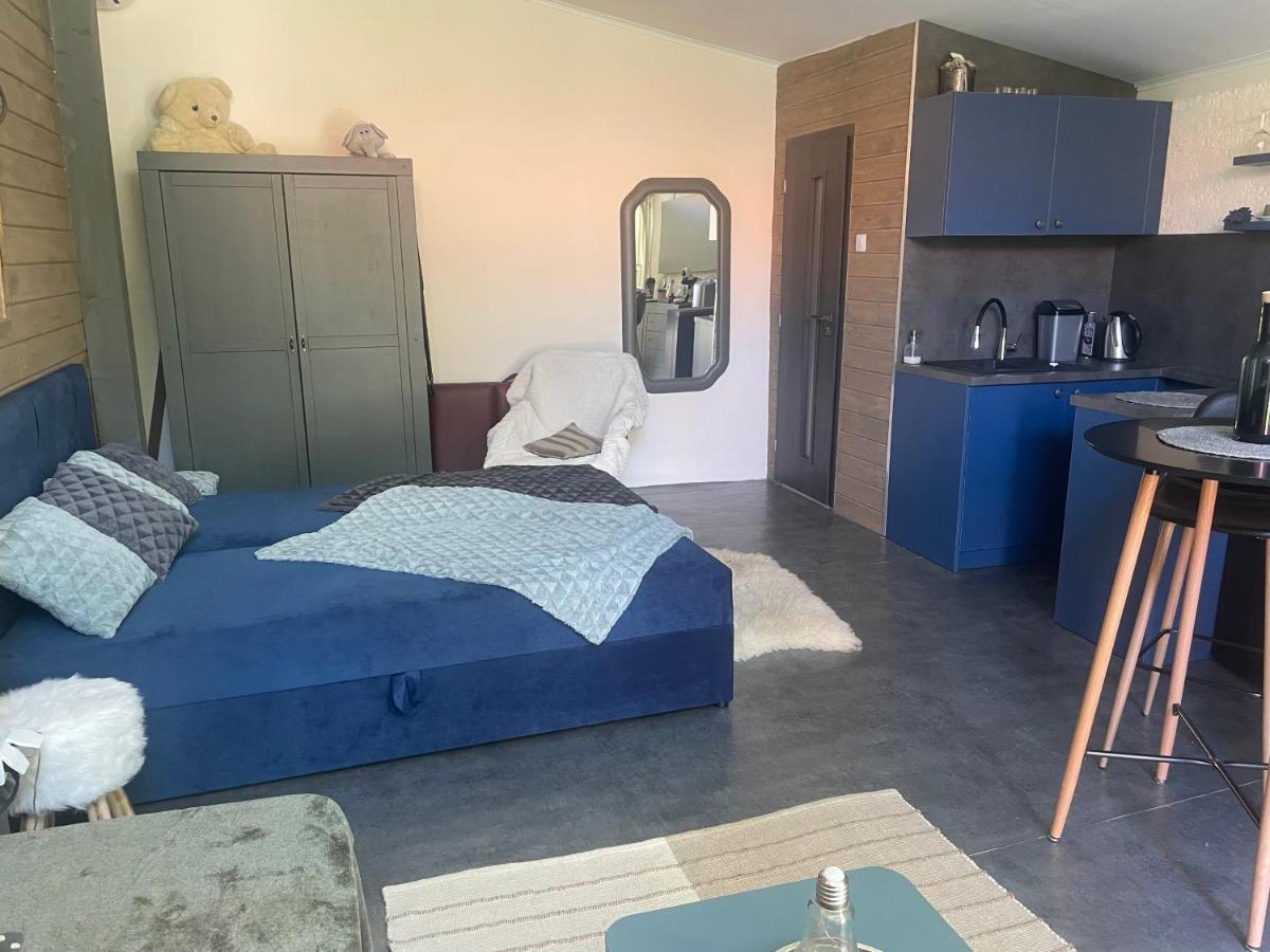 MonPe apartmánik s atmosférou Komárno Extérieur photo