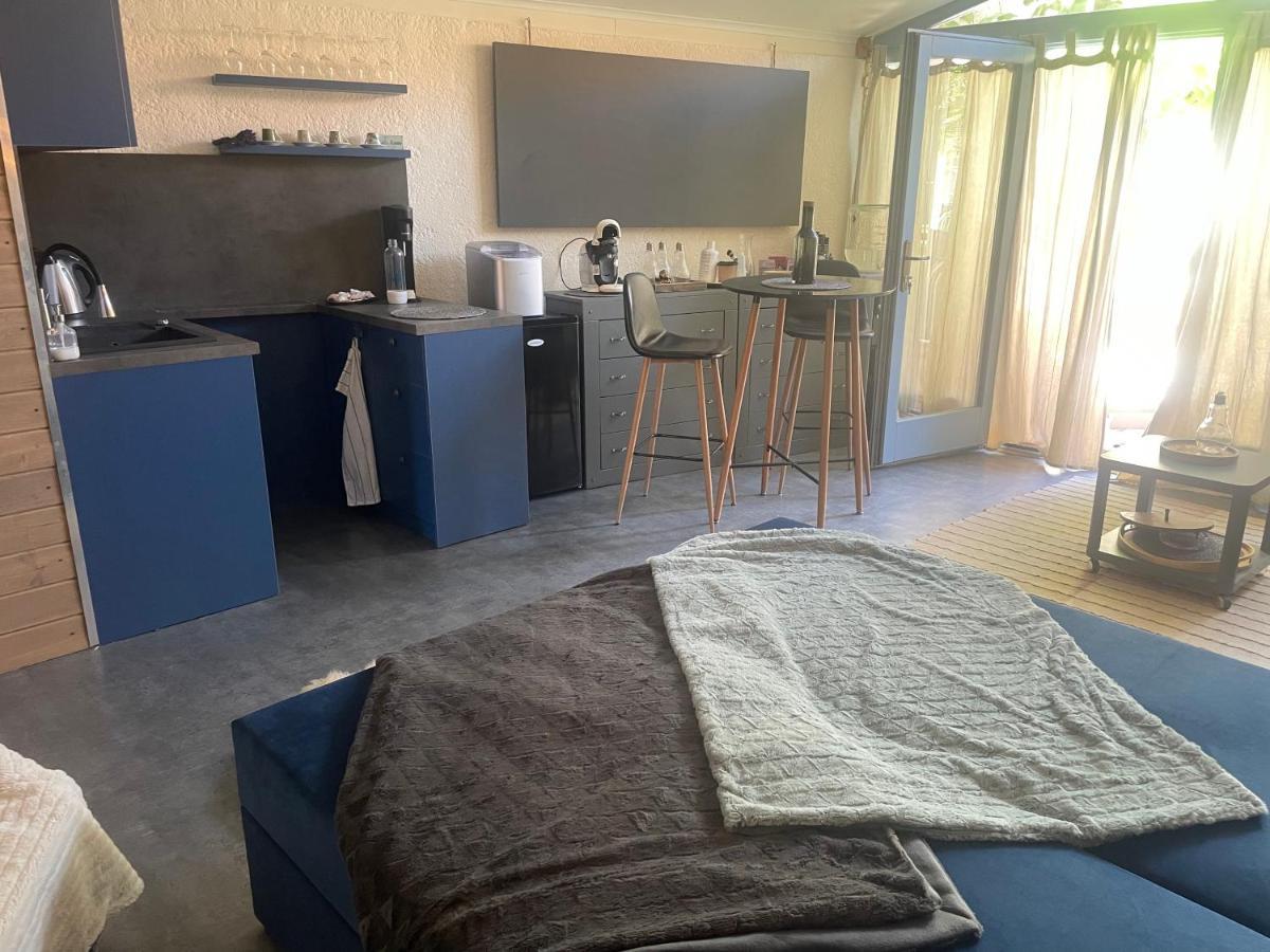 MonPe apartmánik s atmosférou Komárno Extérieur photo