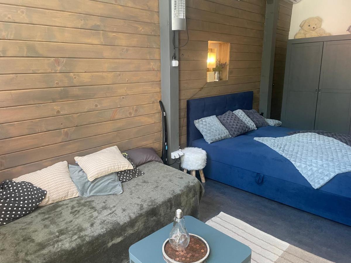 MonPe apartmánik s atmosférou Komárno Extérieur photo